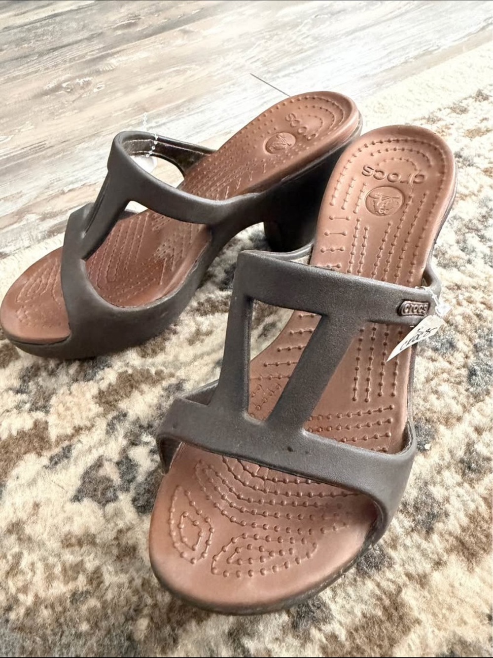 CROCS Women’s Brown Cyprus II Heels